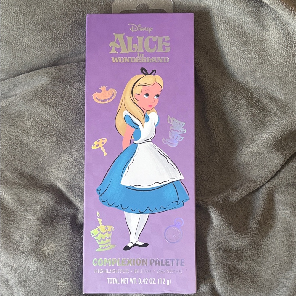 Disney Alice in Wonderland Purple and Blue Palette